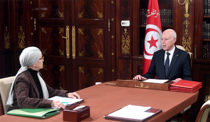 Kaïs Saïed commente les affaires Chokri Belaïd et Mohamed Brahmi