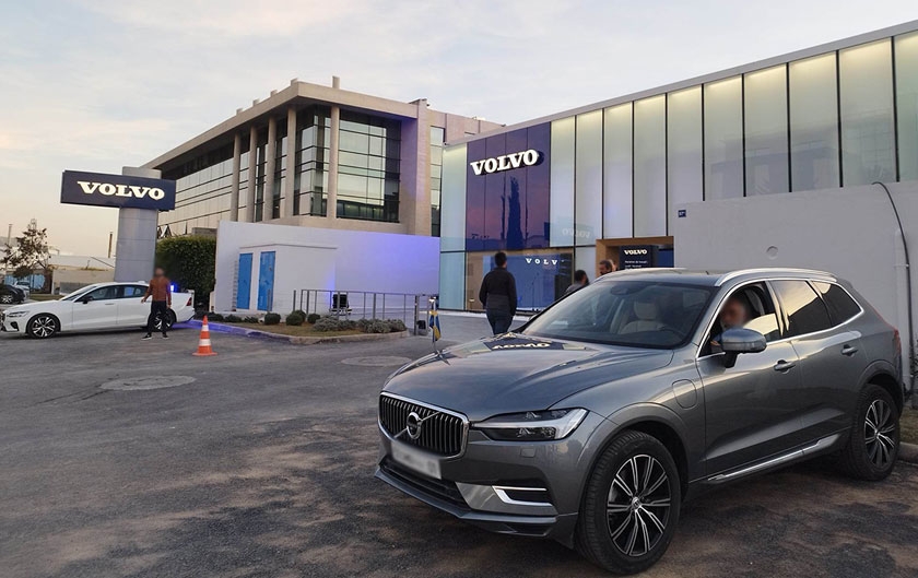 En photos : inauguration du nouveau sige Volvo dUniversal Motors  La Charguia