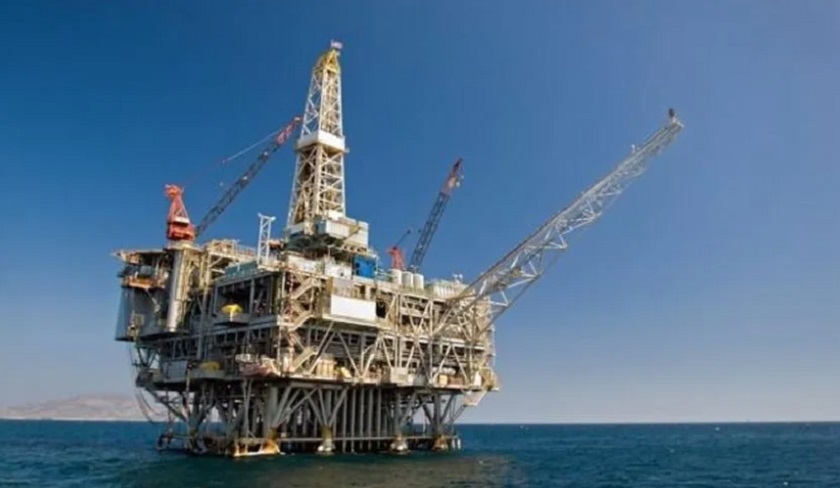 La production de pétrole brut en recul de 9 % à fin février 2025
