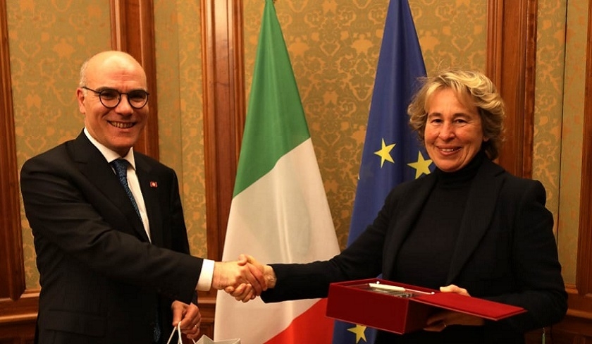 Nabil Ammar s’entretient avec la sénatrice italienne Stefania Craxi
