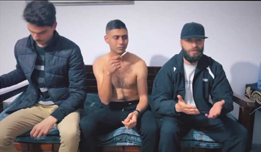 Arrestation des jeunes auteurs d'une chanson satirique : les Tunisiens s'indignent 