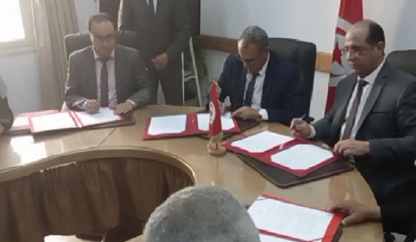 Signature de l’accord entre le ministère de l’Éducation et l’UGTT