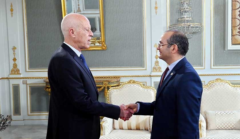 Kaïs Saïed reçoit Farouk Bouasker et salue les efforts de l’Isie